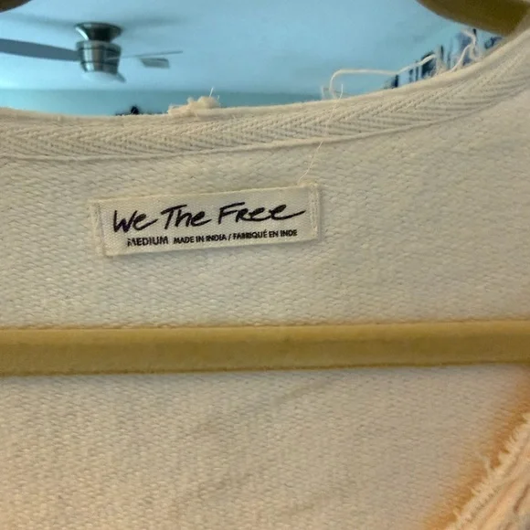 We The Free Beach Daze Pullover in M - Picture 7 of 13